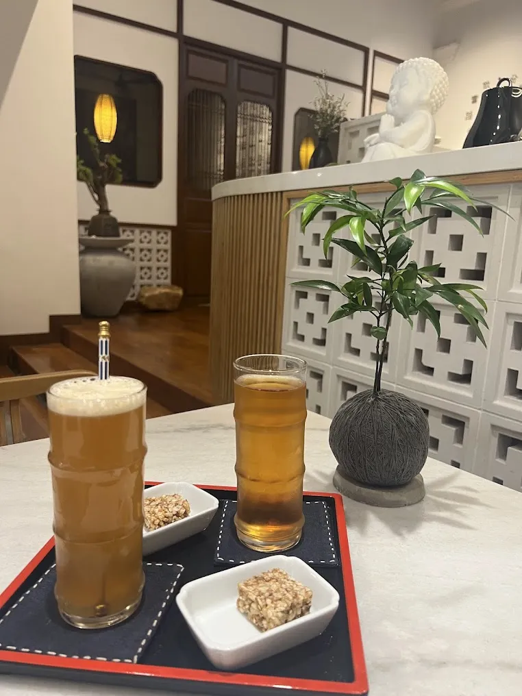 Jing Si Books & Cafe Penang 檳城靜思書軒